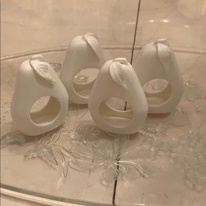 Set of four porcelain napkin rings